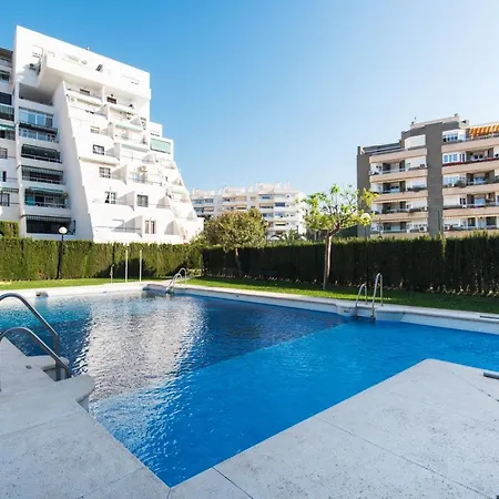 Pets Friendly Apartment, Next To The Marina And Arroyo De La Miel * Benalmadena