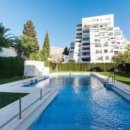 Pets Friendly Apartment, Next To The Marina And Arroyo De La Miel Benalmadena