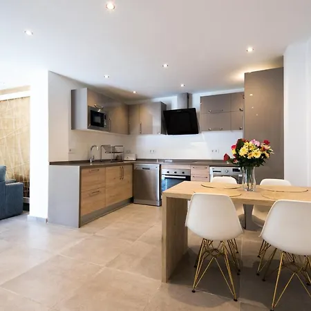 Pets Friendly Apartment, Next To The Marina And Arroyo De La Miel Apartment